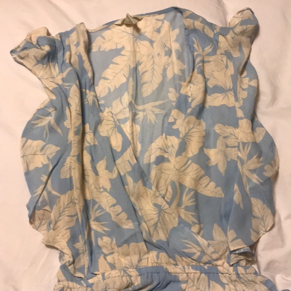 Beautiful romper - Picture 4 of 6